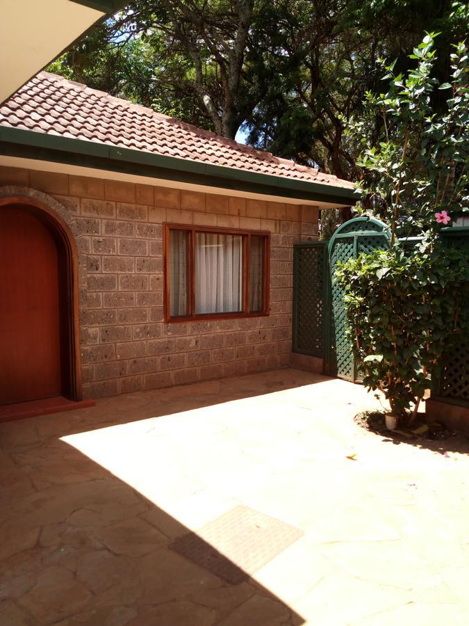 Kijiji Homestay Nairobi Extérieur photo