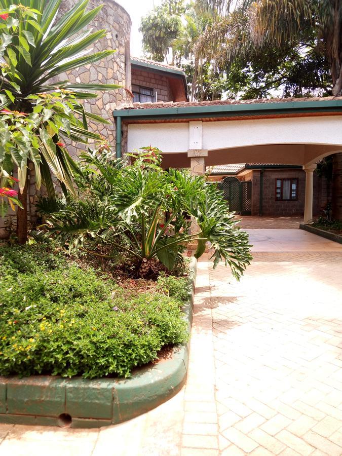 Kijiji Homestay Nairobi Extérieur photo
