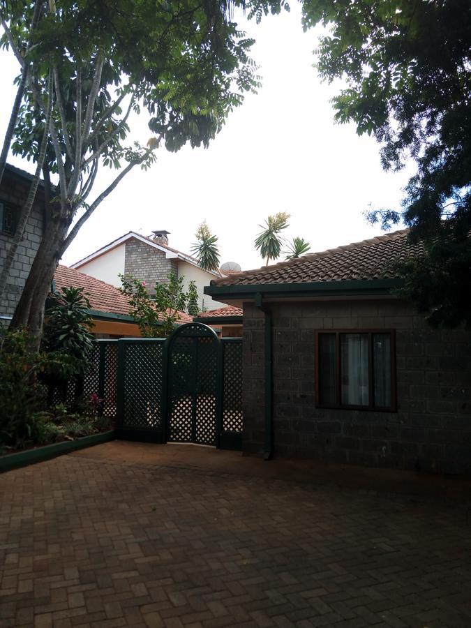 Kijiji Homestay Nairobi Extérieur photo